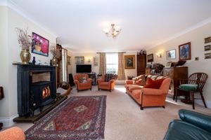 Lounge- click for photo gallery